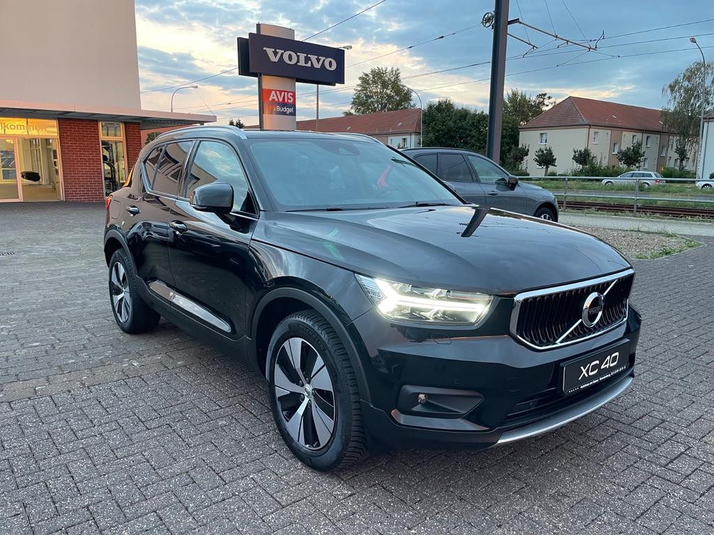 Volvo XC40 Momentum T3