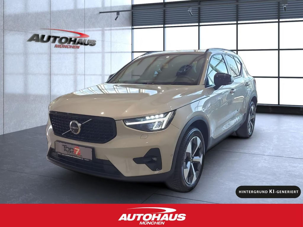 Volvo XC40 Plus Dark