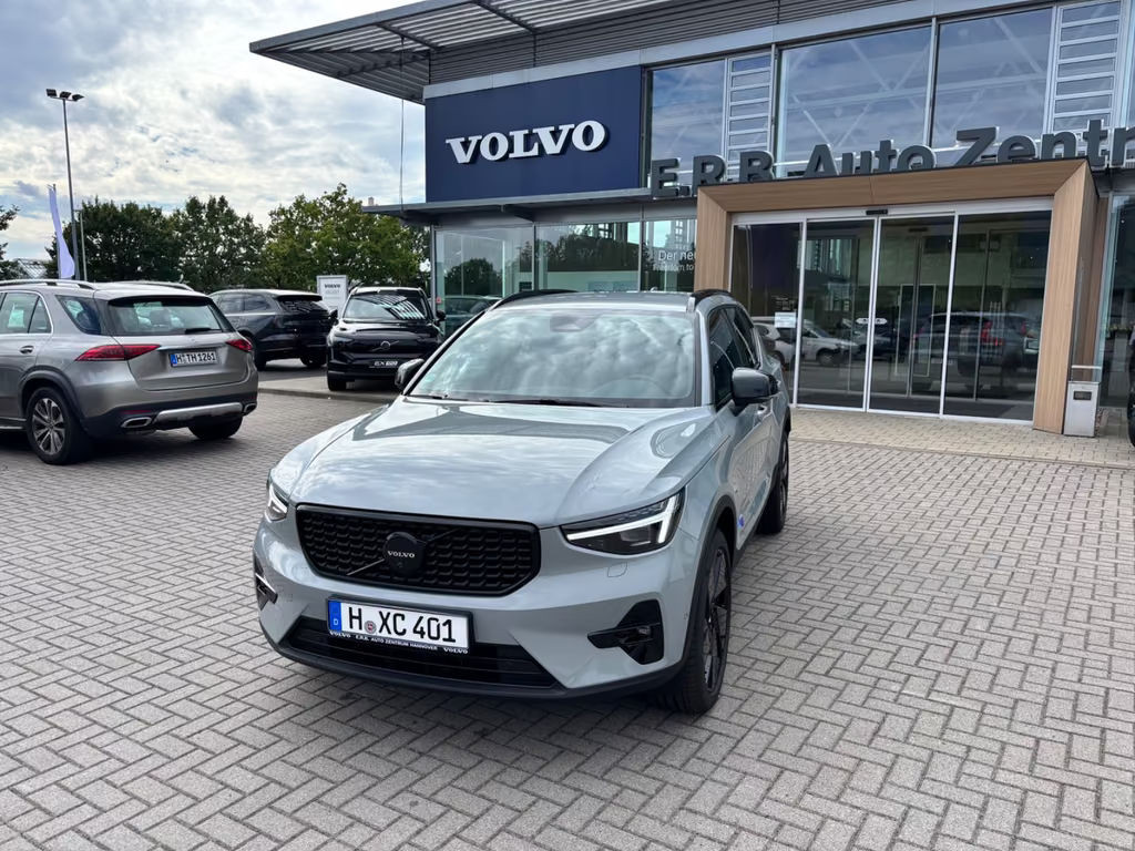 Volvo XC40 Plus