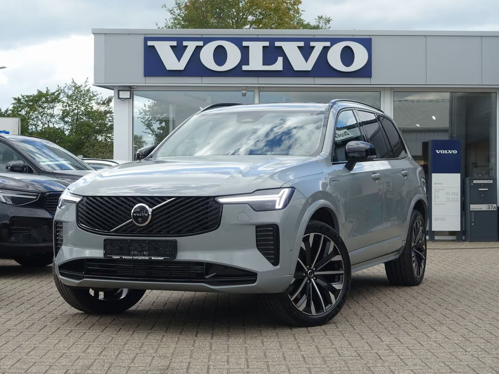 Volvo XC90 AWD T8 Plus