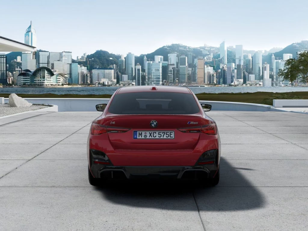 BMW i4