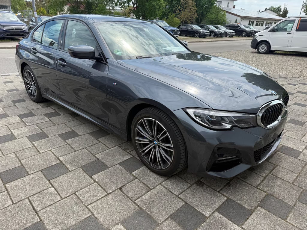 BMW 3 Serie 330 M-Sport Sedan 330e