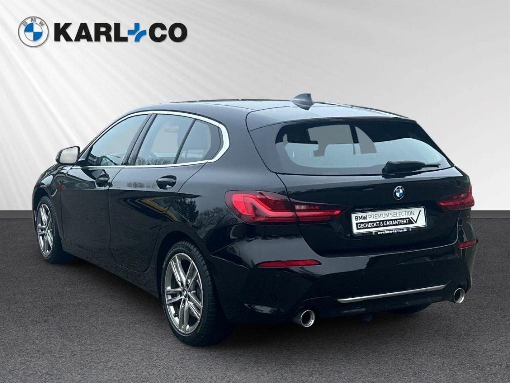 BMW 1 Serie 120 Luxury Line Sedan 120d