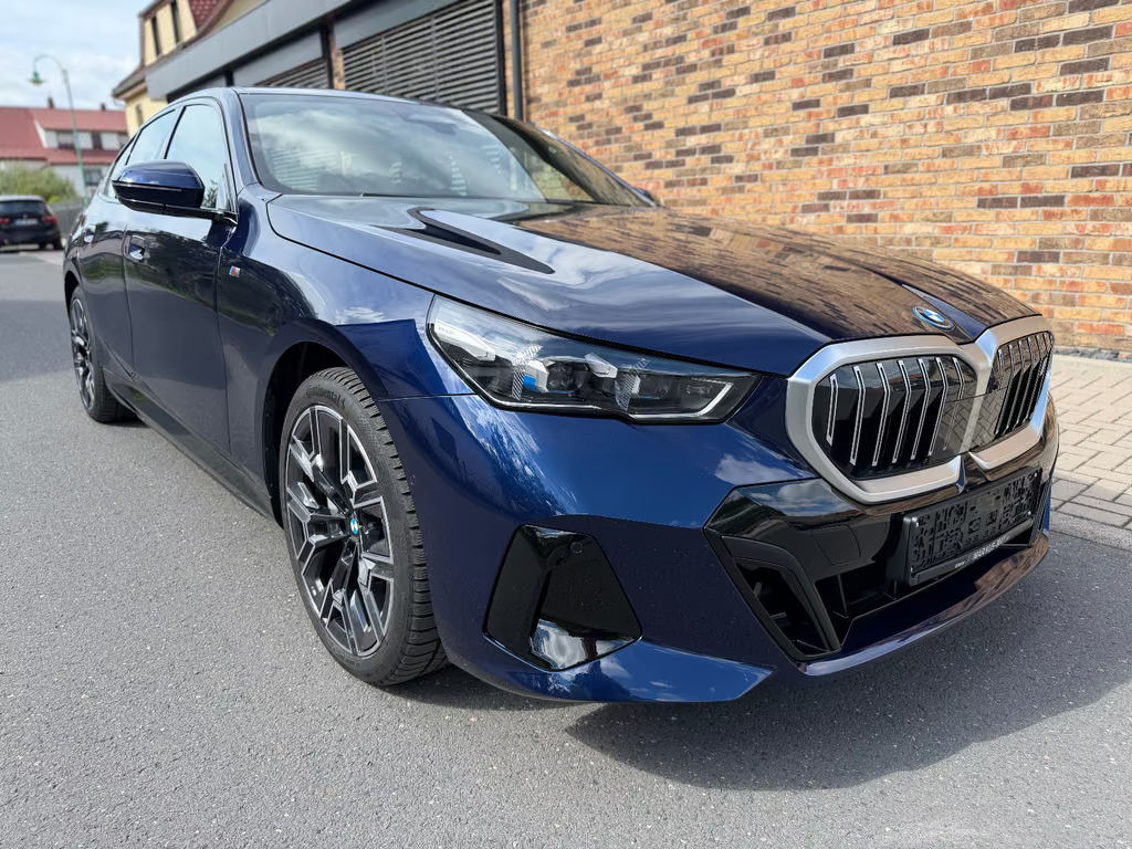 BMW i5