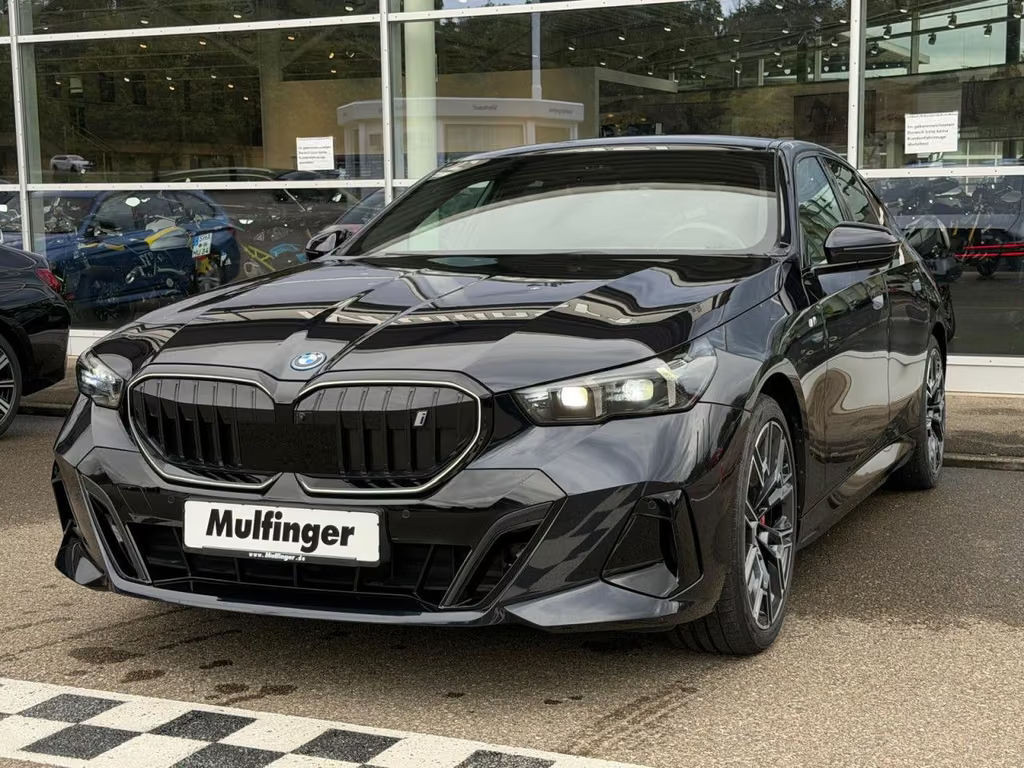 BMW i5