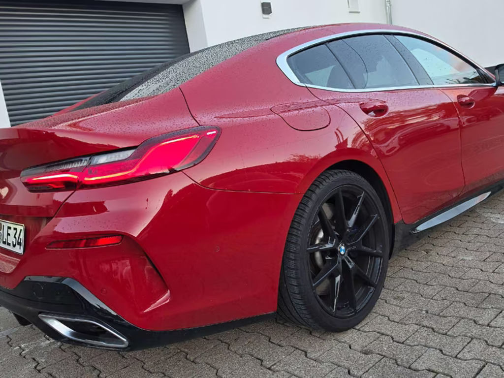 BMW M850