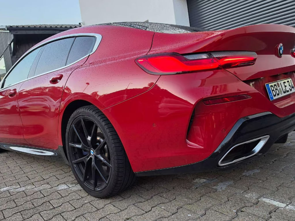BMW M850