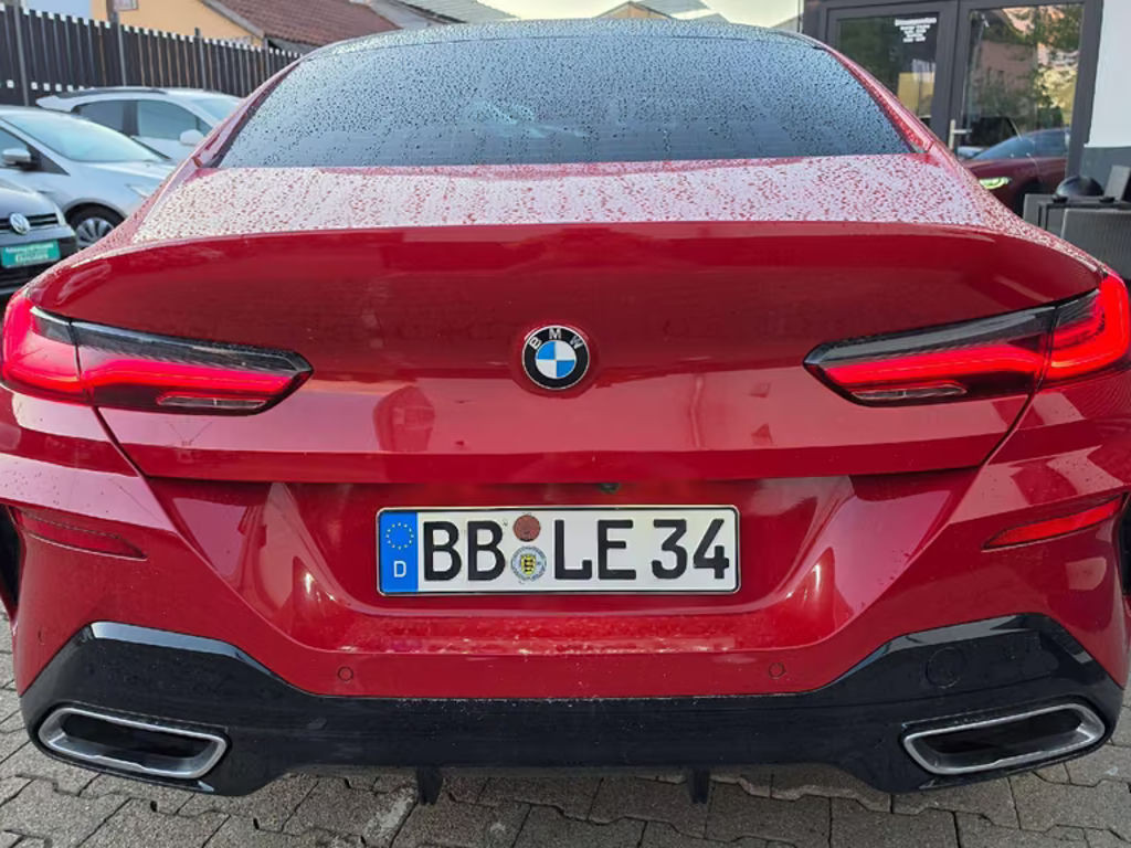 BMW M850
