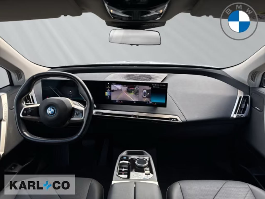 BMW iX
