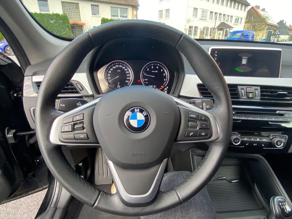 BMW X1