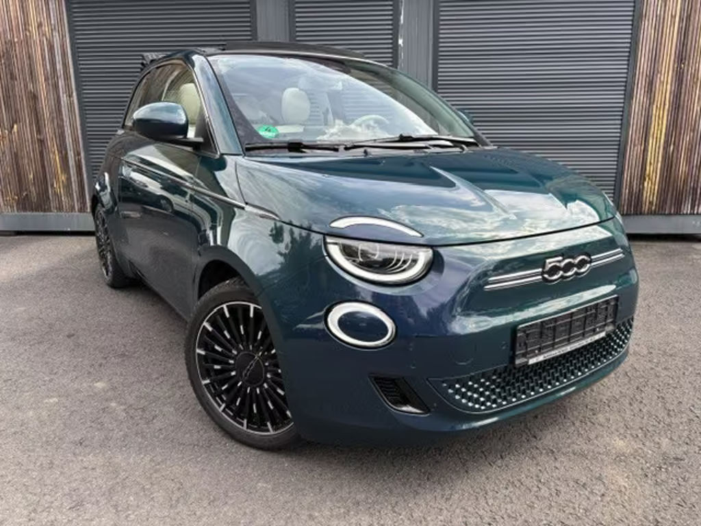 Fiat 500e La Prima