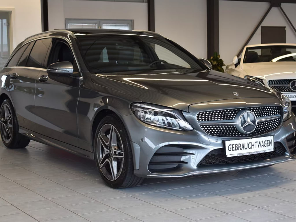 Mercedes-Benz C-Klasse C 300 AMG Line C 300 d