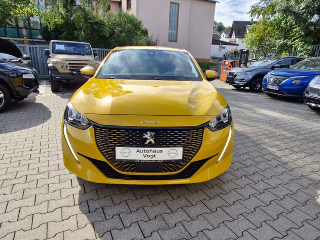 Peugeot e-208