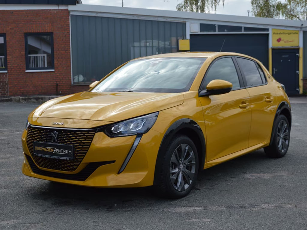 Peugeot e-208