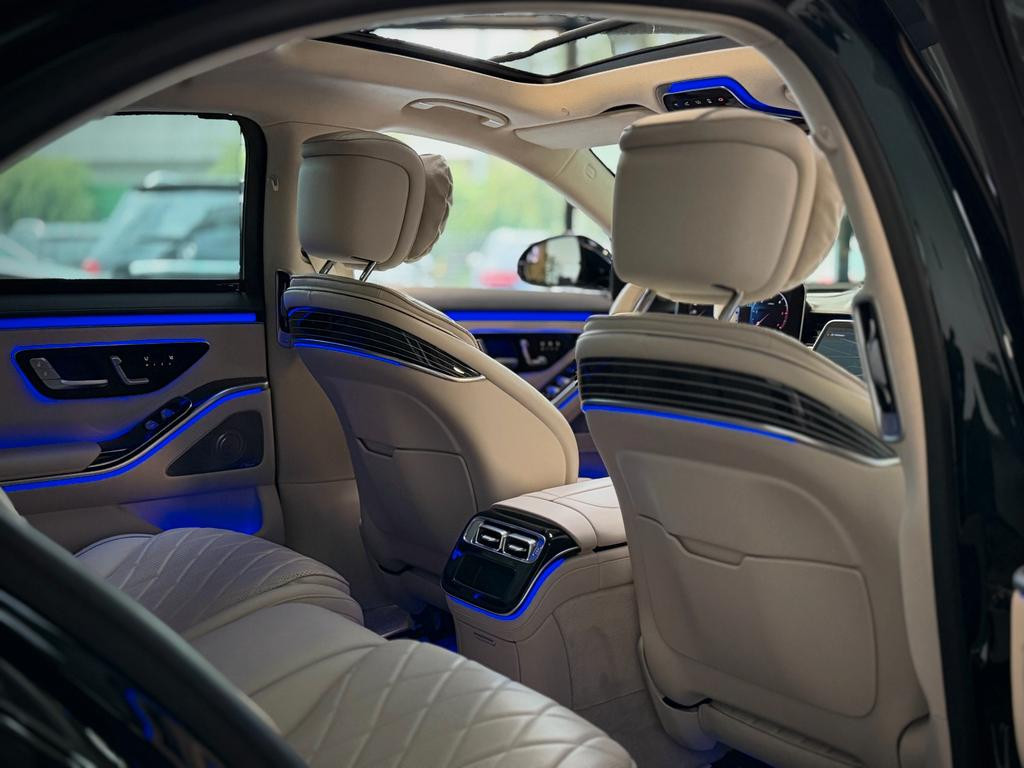 Mercedes-Benz S-Klasse