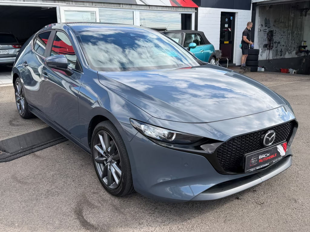 Mazda 3 Selection