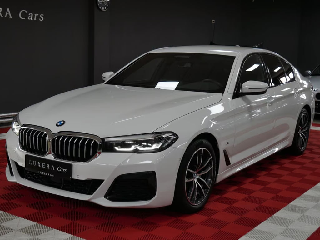 BMW 5 Serie 520 M-Sport Sedan 520i