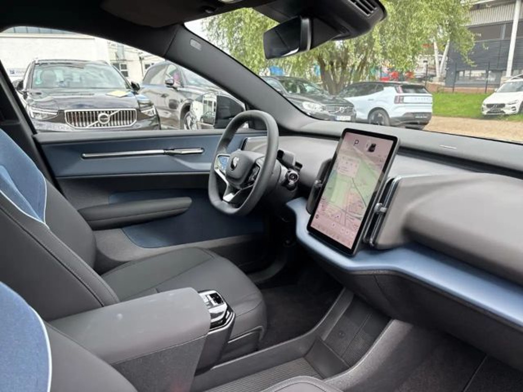 Volvo EX30
