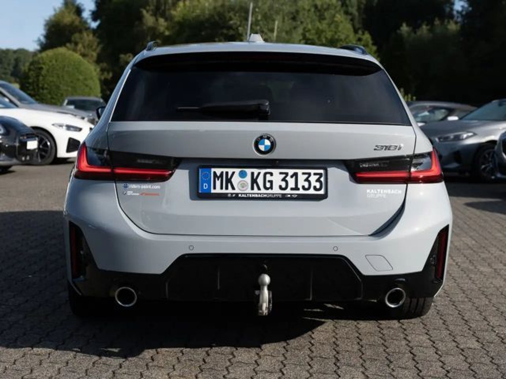 BMW 3 Serie 318 M-Sport Touring 318i
