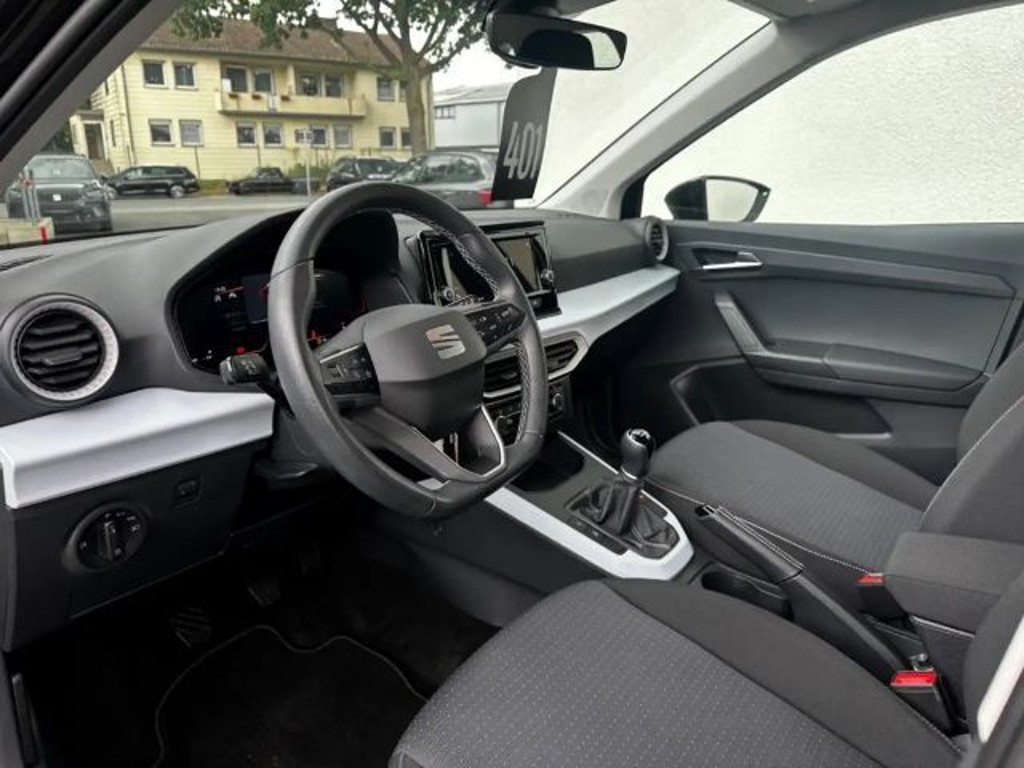 Seat Arona