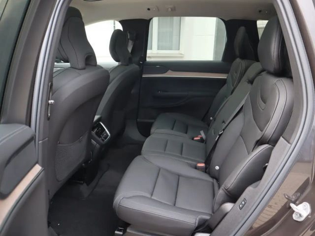 Volvo EX90
