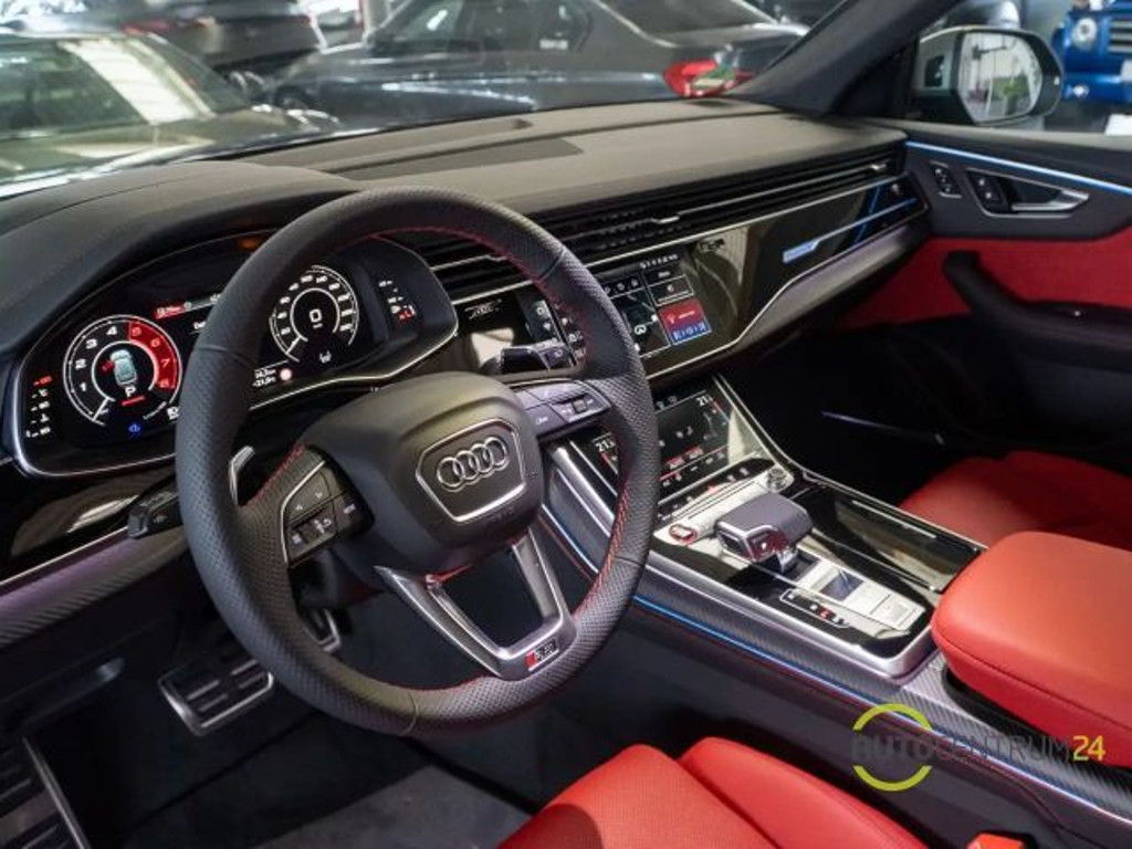 Audi RS Q8