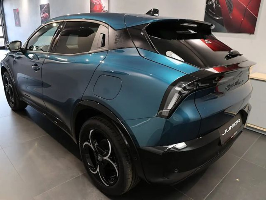 Alfa Romeo Junior