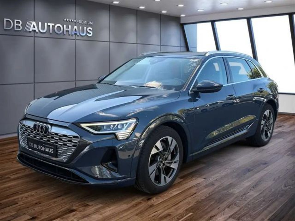 Audi Q8 e-tron Quattro 55