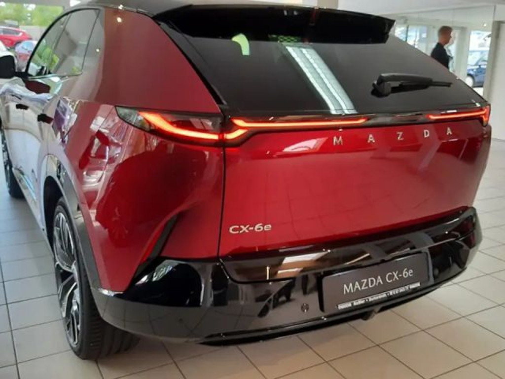 Mazda CX-6e