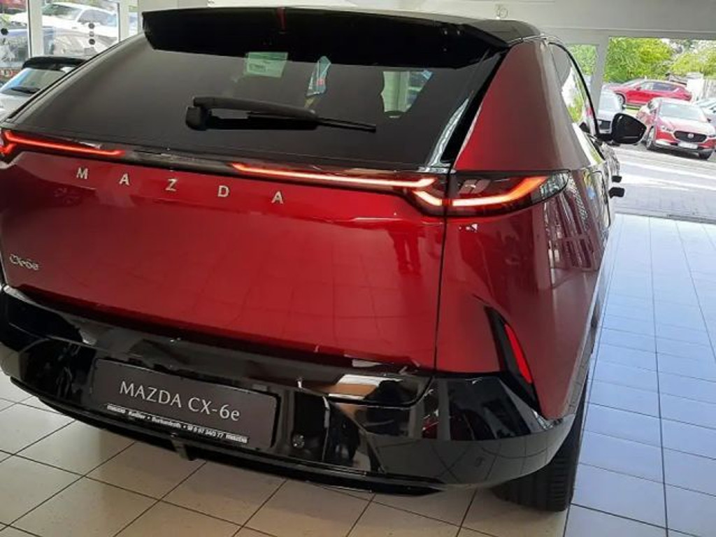 Mazda CX-6e