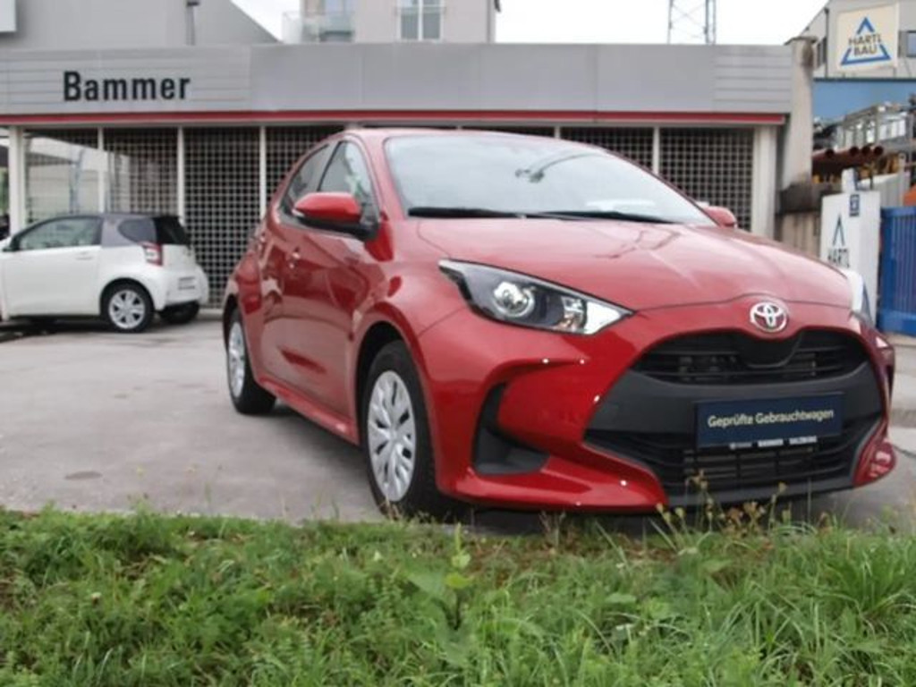 Toyota Yaris Active Hatchback