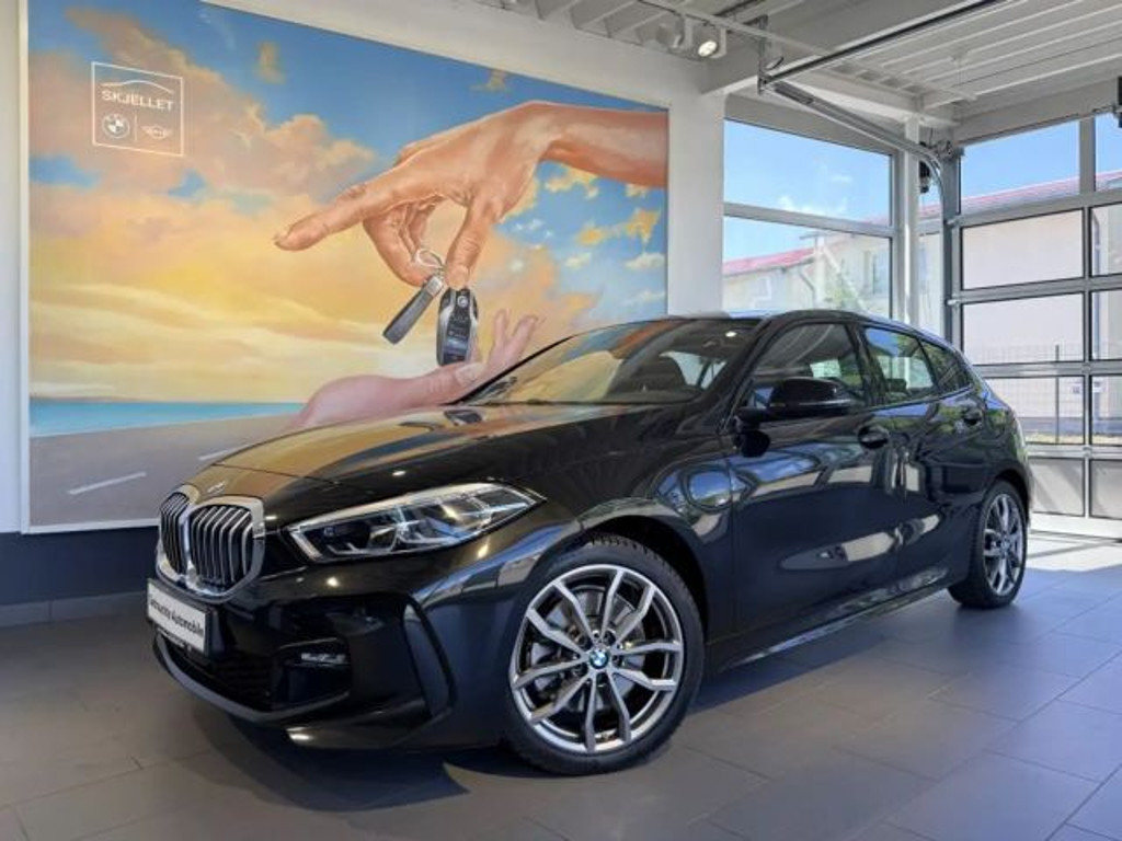 BMW 1 Serie 120 M-Sport Sedan 120i