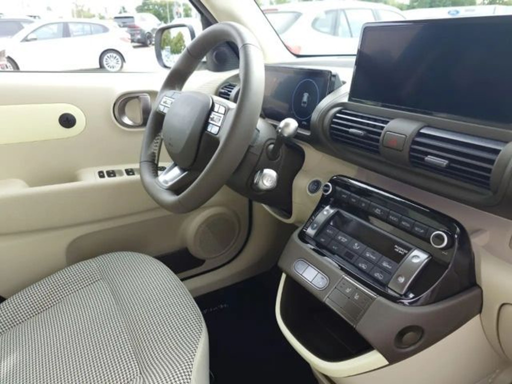 Hyundai INSTER