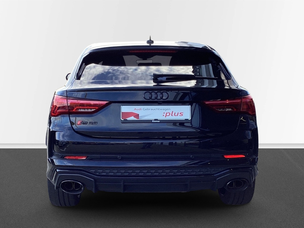 Audi RS Q3