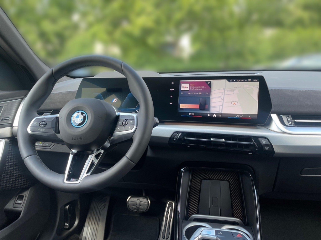 BMW iX2