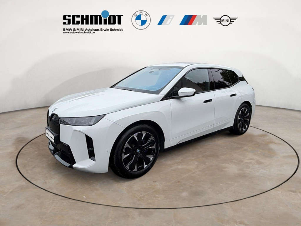 BMW iX xDrive45