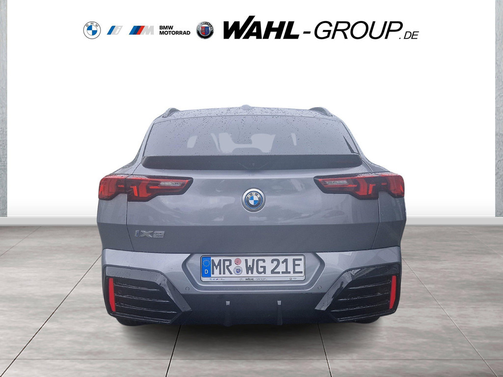 BMW iX2