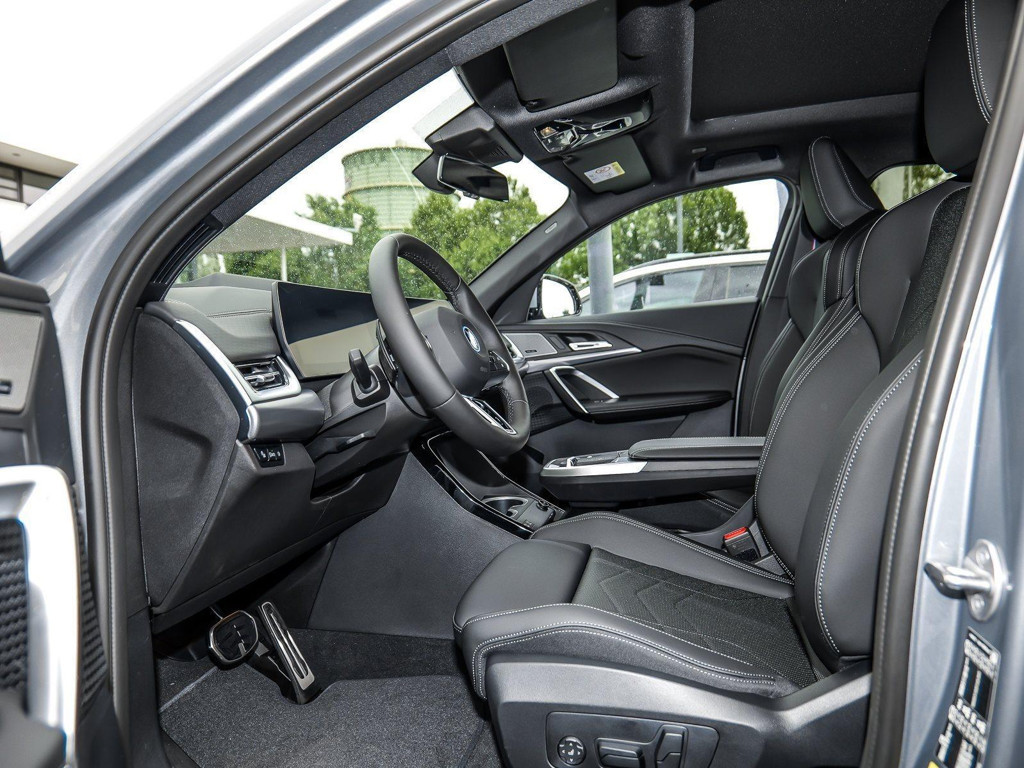 BMW iX2