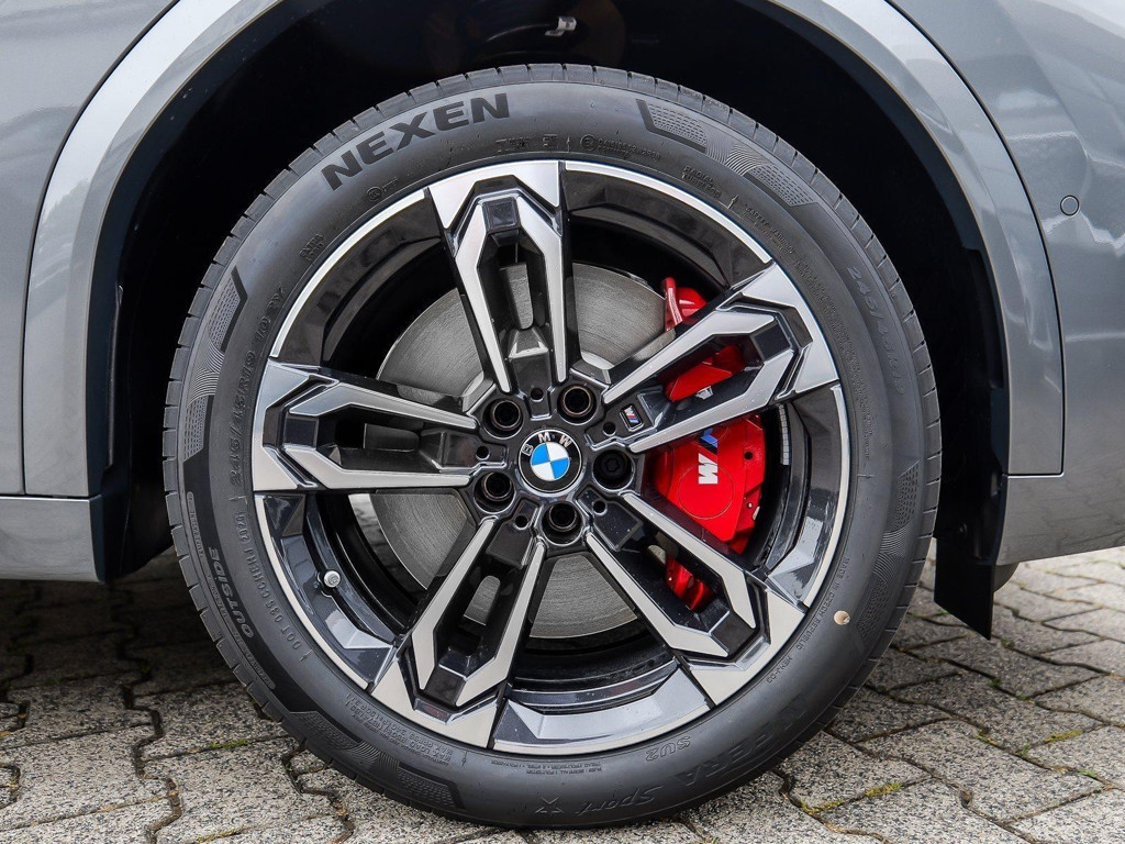 BMW iX2
