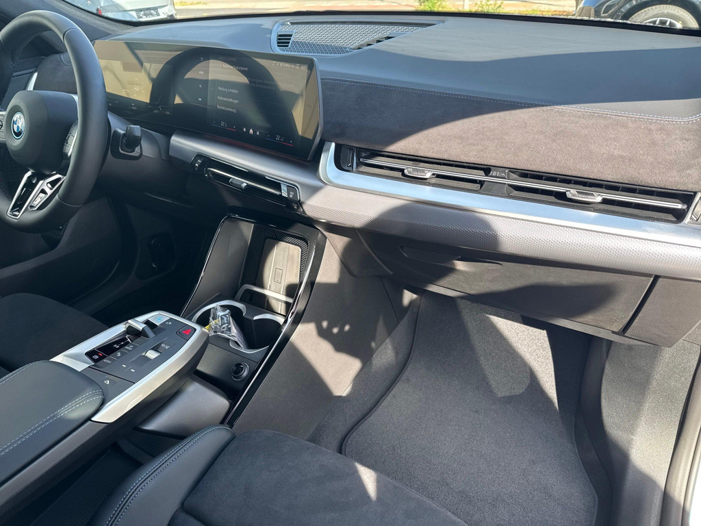 BMW iX2