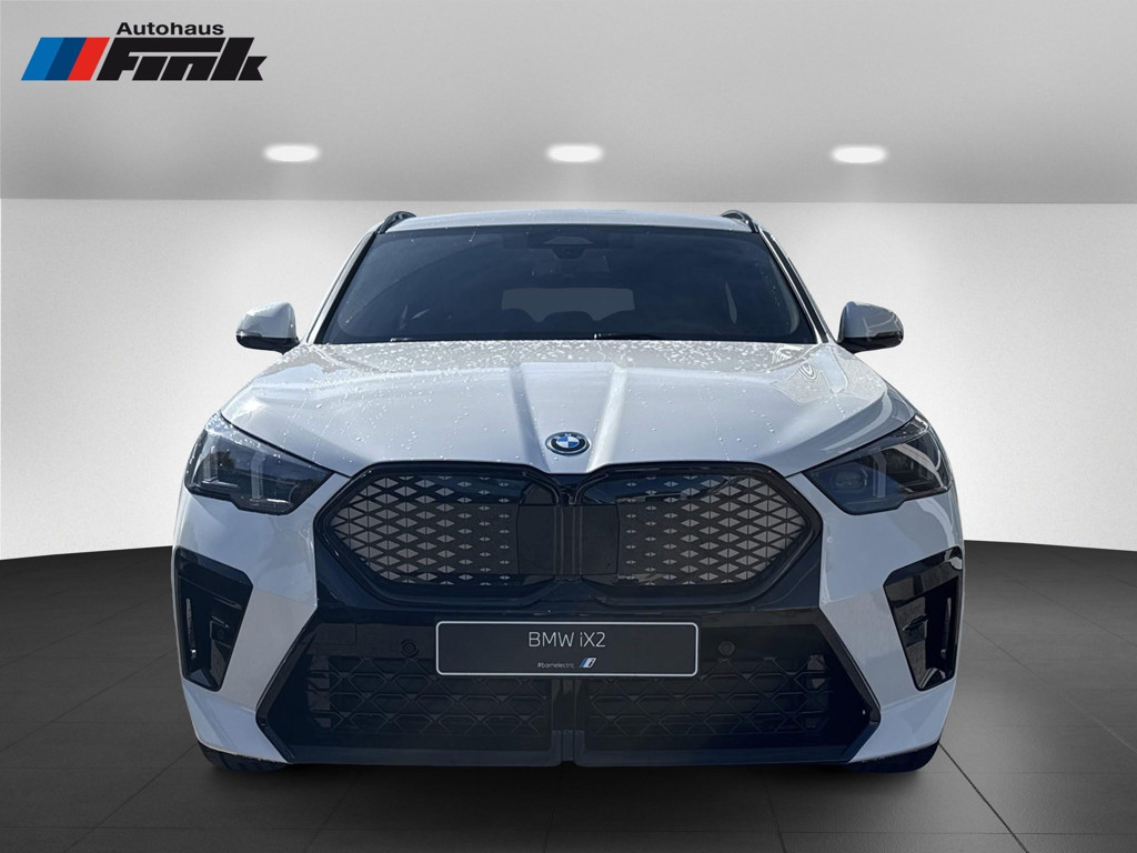 BMW iX2