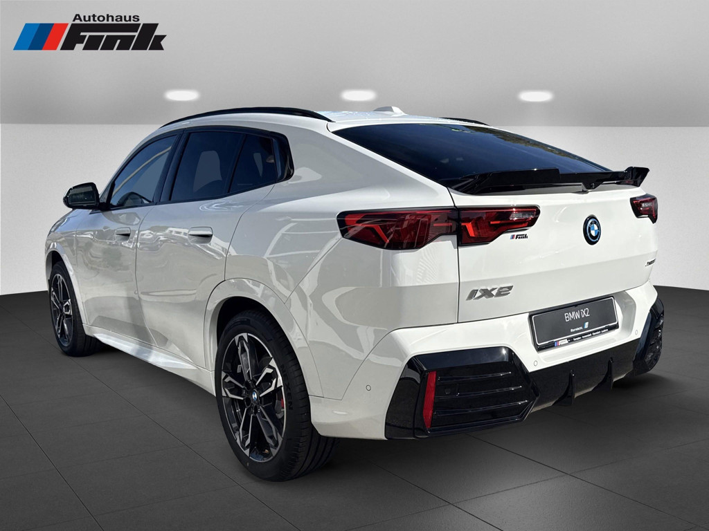BMW iX2