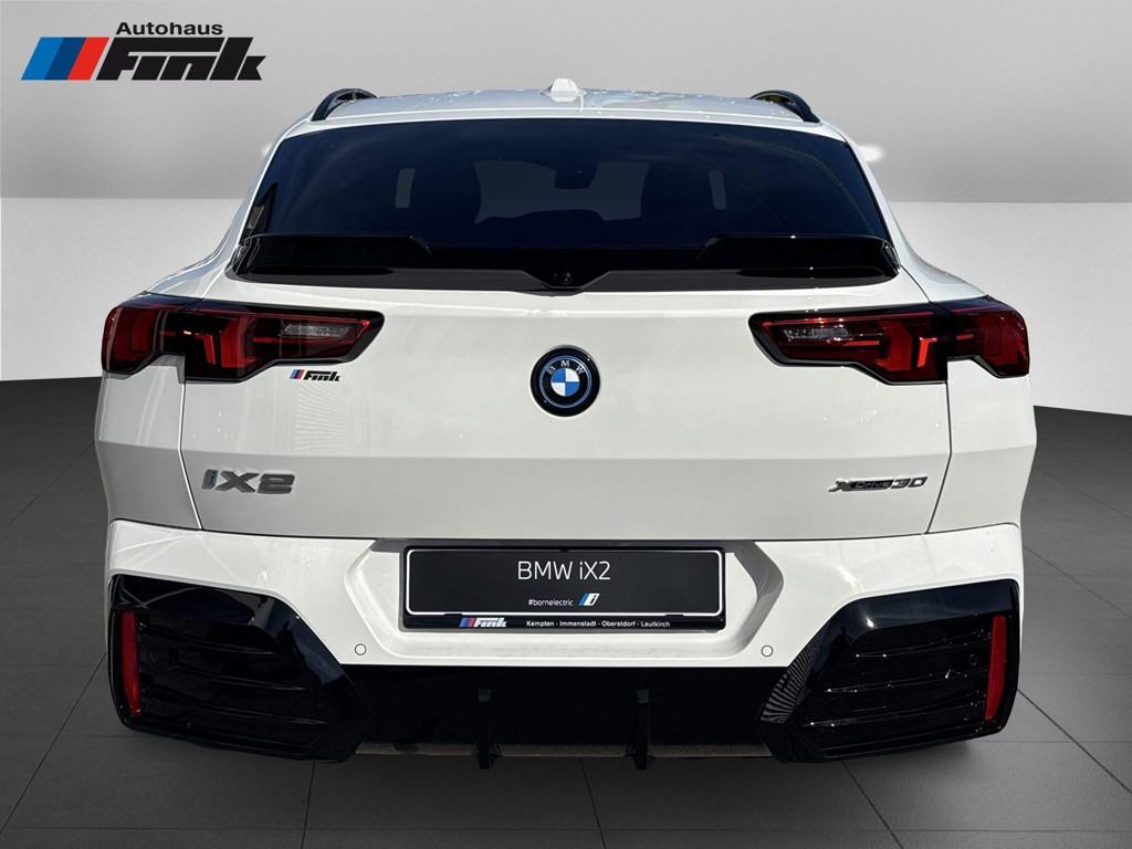 BMW iX2
