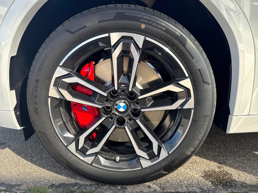 BMW iX2
