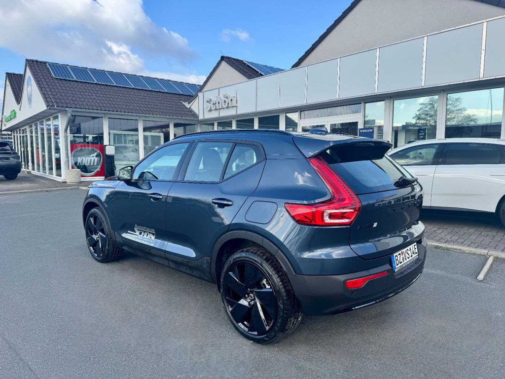 Volvo EX40