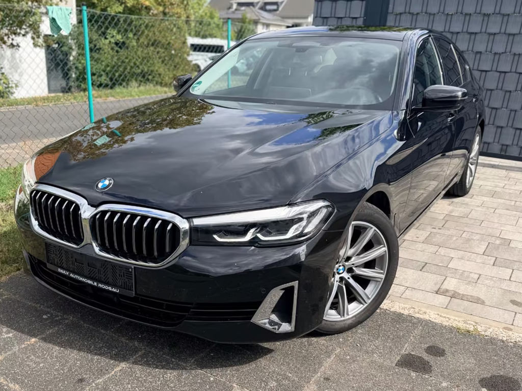 BMW 5 Serie 520 Luxury Line Sedan 520d