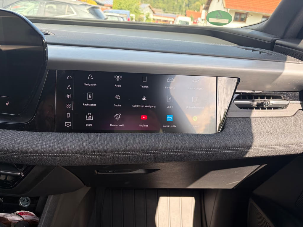 Audi Q6 e-tron