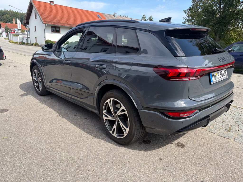 Audi Q6 e-tron