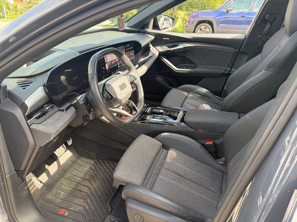Audi Q6 e-tron