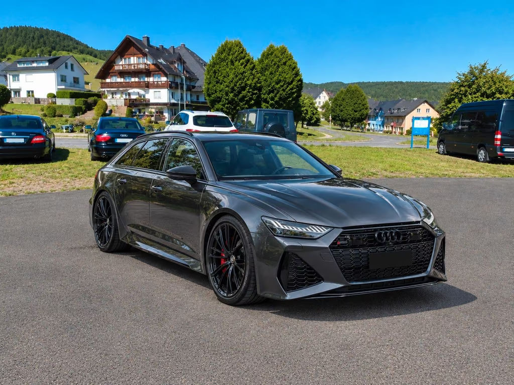 Audi RS6 Avant Quattro 4.0 TFSI